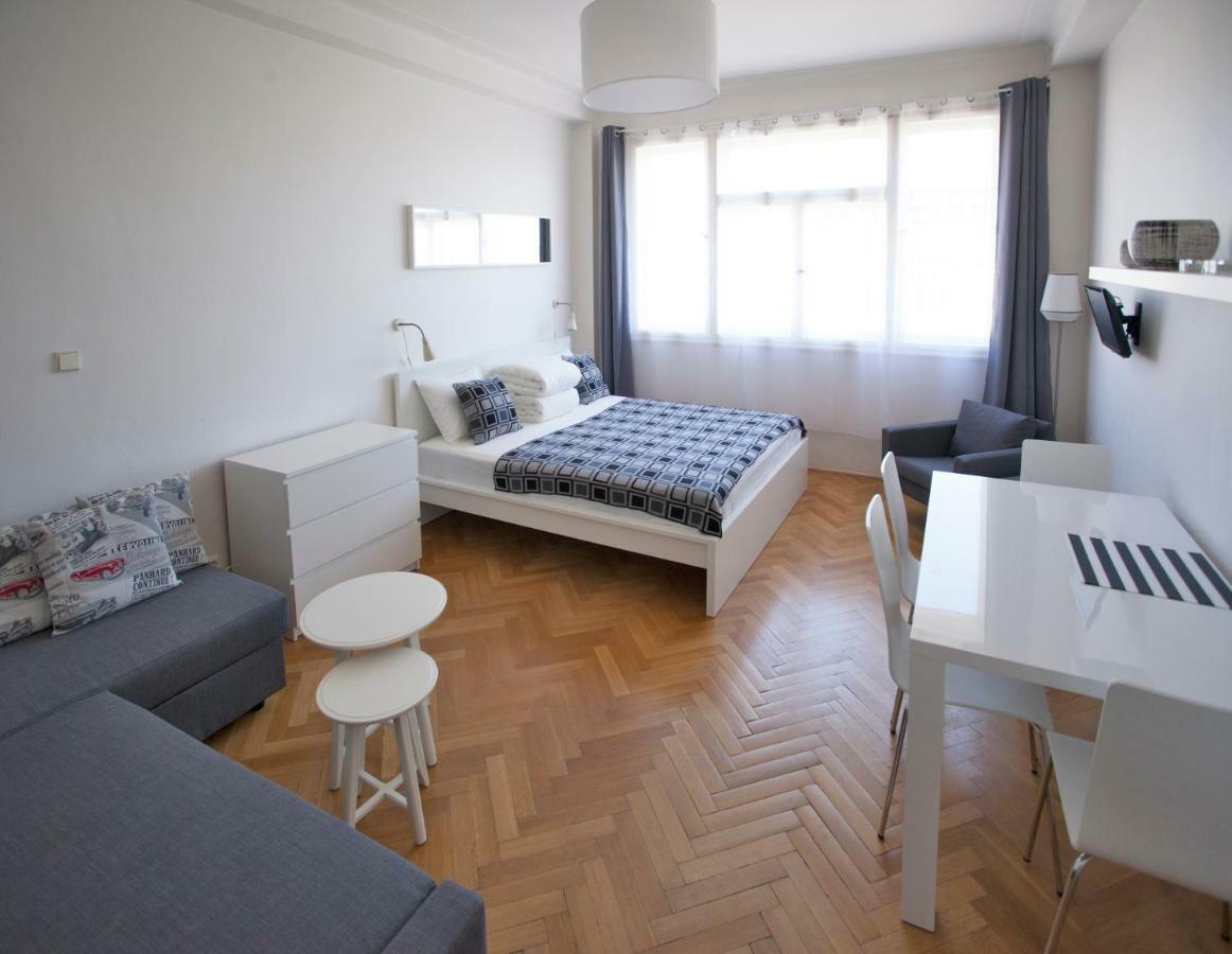Casa Anna Apartment Opletalova Прага Екстериор снимка