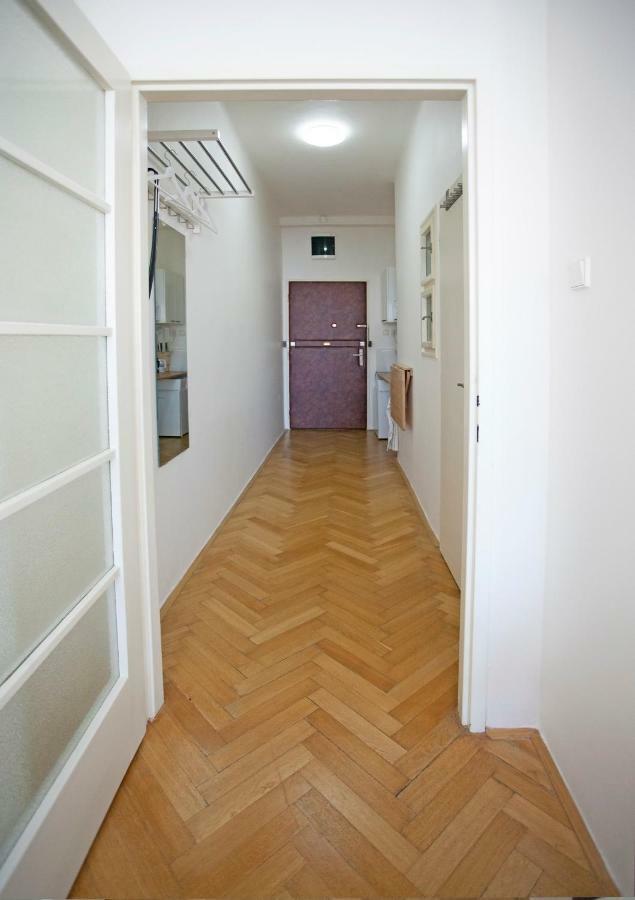 Casa Anna Apartment Opletalova Прага Екстериор снимка